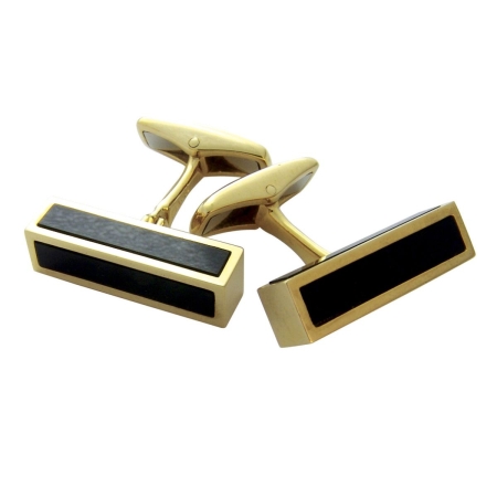 15333 Yellow Gold Rectangular Onyx Cufflinks Designed and Handmade by Kaufmann de Suisse in 18kt Yellow Gold featuring 6 Rectangular Onyx measuring 20 x 4mm