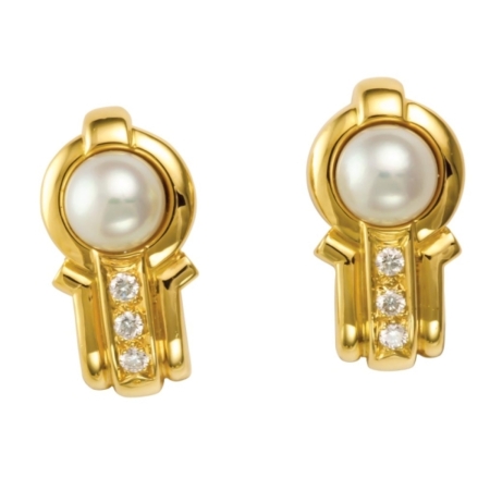15131 Pearl & Diamond Earrings Designed & Handmade by Kaufmann de Suisse in 18kt Yellow Gold featuring 2 Cultured Pearls measuring 7.5mm and 6 FVVS Quality Round Brilliant Cut Diamonds weighing a