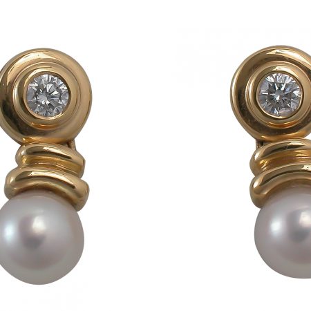 Sapphire and Diamond Earrings - Kaufmann de Suisse Diamond Jewelery ...