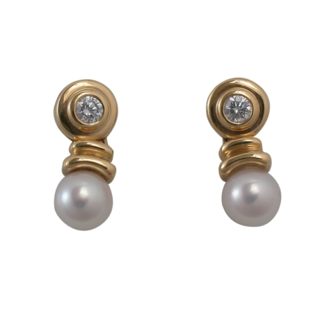 15699A Pearl & Diamond Drop Earrings Designed & Handmade by Kaufmann de Suisse in 18kt Yellow Gold featuring 2 Akoya 7.5mm Pearls and 25 round Brilliant cut FVVS Quality Diamonds weighing a total