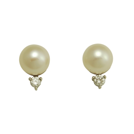 17079 Pearl & Diamond Studs Designed & Handmade by Kaufmann de Suisse in 18kt White Gold featuring 2 Akoya Pearls measuring 10mm and 2 Round Brilliant cut FVVS Quality Diamonds weighing a total of