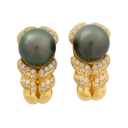 17465 Flowing Lines Tahitian Pearl Earrings Designed & Handmade by Kaufmann de Suisse in 18kt Yellow Gold featuring 2 Black Tahitian Pearls measuring 11.4mm and mounted with 88 round Brilliant Cut