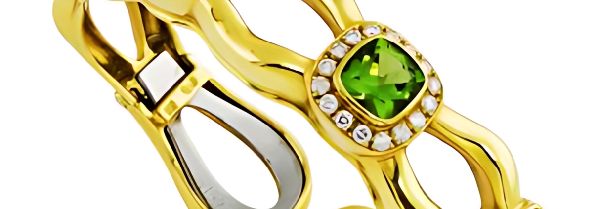 18743 Tsarina Peridot & Diamond Yellow Gold Clip Bangle Bracelet