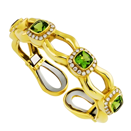 18743 Tsarina Peridot & Diamond Yellow Gold Clip Bangle Bracelet