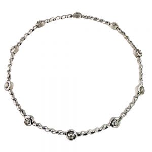 Flowing Lines Diamond Necklace