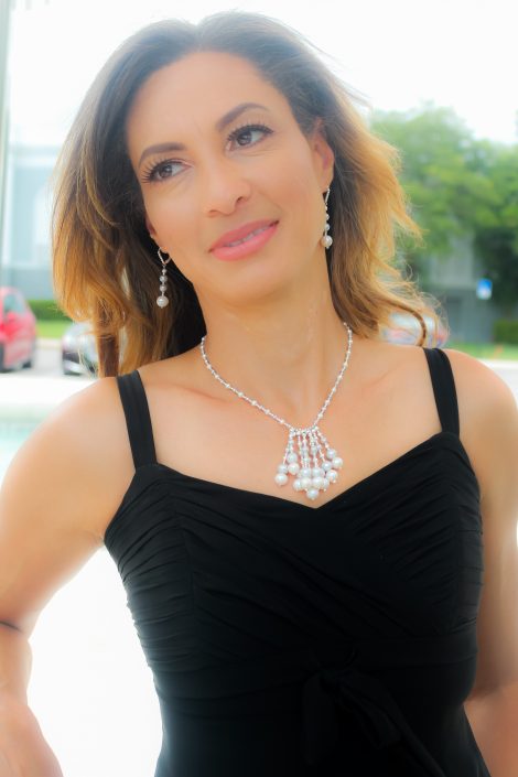 The Pearl Tassel Necklace with Gray and White Freshwater Pearls