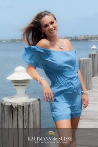 The Sea Grape Necklace with Gray & White Freshwater Pearls