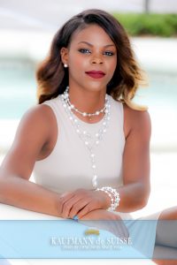 The Palm Beach Lariat Necklace with Grey and White Pearls