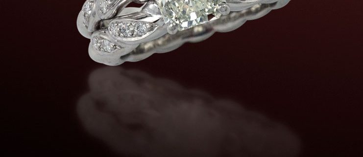 Double Flowing Lines Radiant Cut