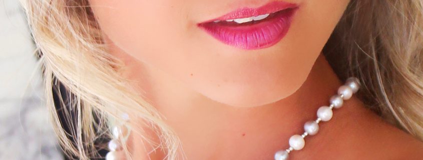 White & Gray Freshwater Pearl Necklace