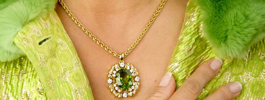 18K Gold Peridot and Diamond Necklace