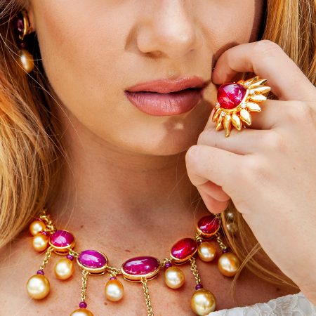 Chic Cabochon Ruby Necklace