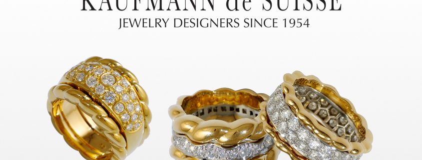 Flowing Lines 18K Yellow Gold Wedding Rings