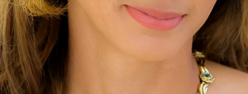 Flowing Lines Aquamarine and Gold Necklace