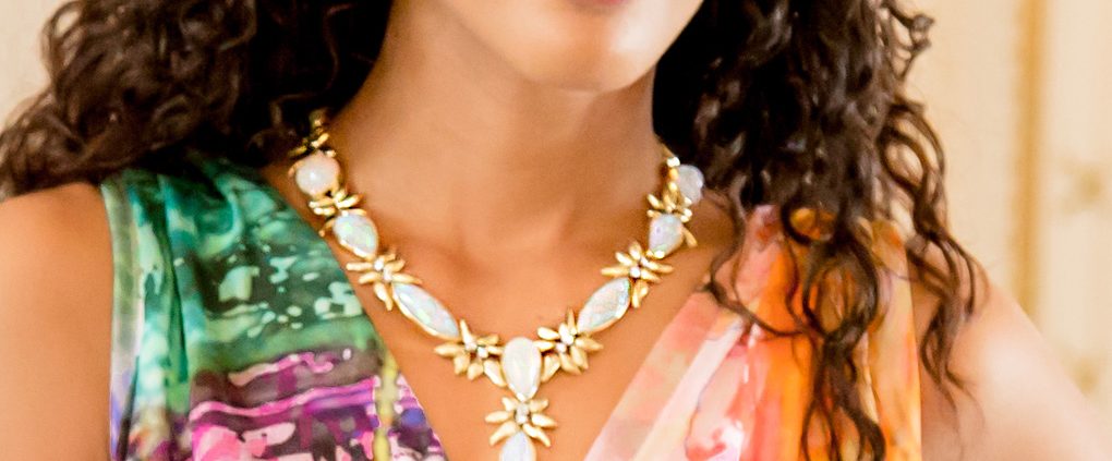 130 CTS Opal & Diamond Necklace
