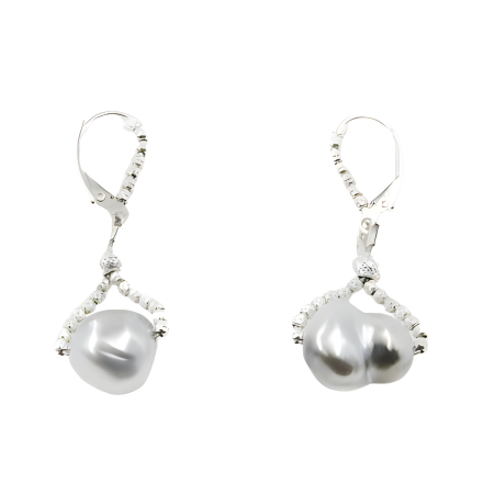24029 South Sea Baroque Drop EarringsBeautifully Accented with Diamond Cut Sterling Silver BeadsIncludes a Certificate of Guarantee