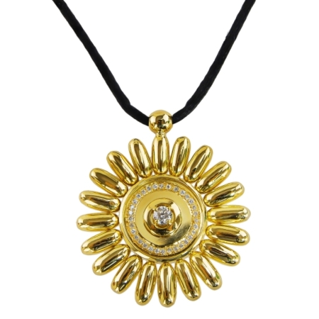 22707 Soleil Diamond Necklace Designed & Handmade by Kaufmann de Suisse in 18kt Yellow Gold featuring one 0.41cts GSI Quality Round Brilliant Cut Diamond mounted with 32 Round Brilliant Cut GSI Qu