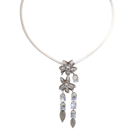 22992 Jasmin de Nuit Feuille Necklace Designed & Handmade by Kaufmann de Suisse in 18kt White Gold featuring 64 Round Brilliant Cut GSI Quality Diamonds weighing a total of 0.86cts and 5 Oval Cabo