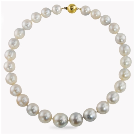 23386 18 Inch South Sea Pearl Necklace featuring 27 South Sea Pearls measuring 13 17mm with medium Blemishes and an 18kt Yellow Gold Ball Clasp
