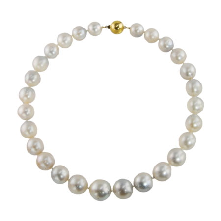 23386 18 Inch South Sea Pearl Necklace featuring 27 South Sea Pearls measuring 13 17mm with medium Blemishes and an 18kt Yellow Gold Ball Clasp