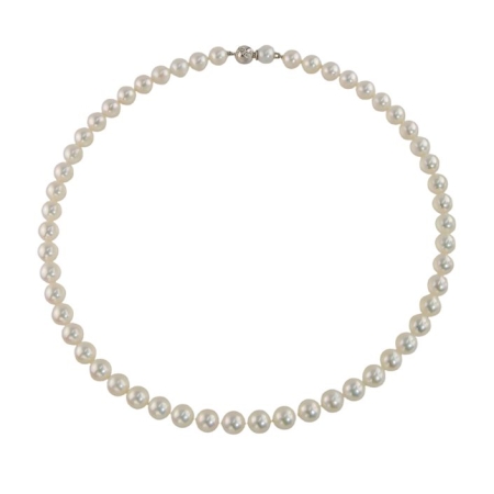 40032 18 Inch Akoya Pearl Strand Necklace Designed and Handmade by Kaufmann de Suisse featuring 54 Akoya Pearls measuring strung with an 18kt White Gold Bayonette Clasp featuring 14 Round