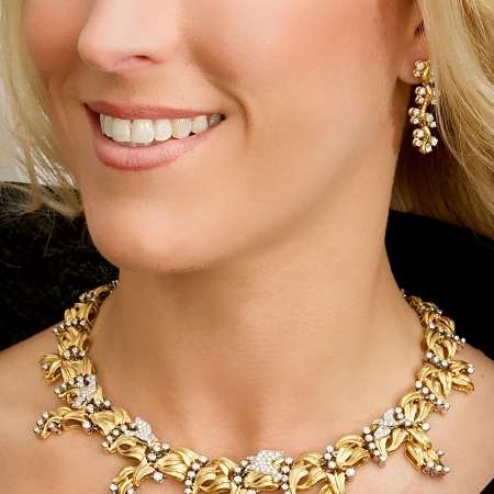 115 Gold Diamonds Neck Mod